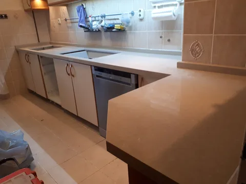 Bej tezgah, ada uzantılı mutfak